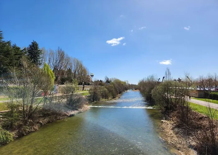 Moderno Cerca Del Centro En * Leão